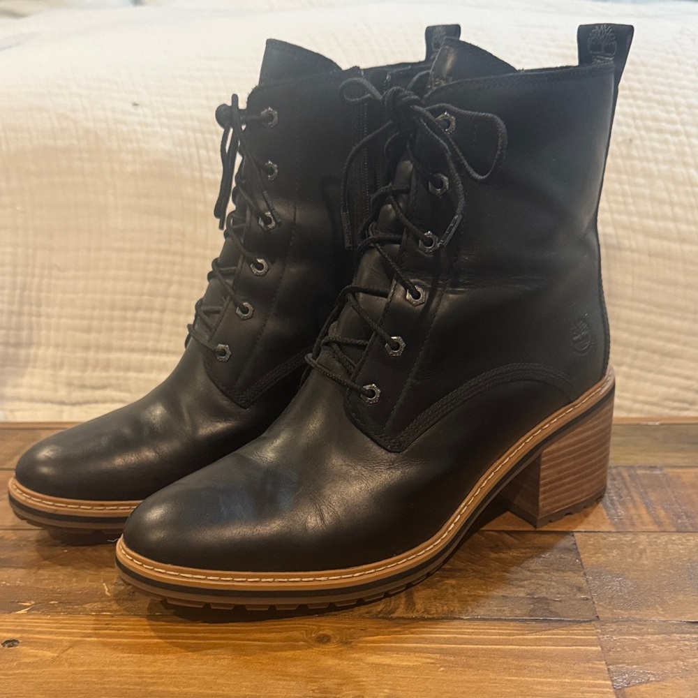 Timberland Women's Black Lace-Up Leather Boots